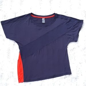 CHAMPION Womans navy blue athletic workout short sleeve shirt. Size S.